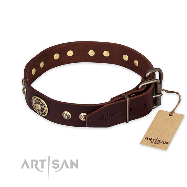 Inimitable full grain genuine leather dog collar for handy use
