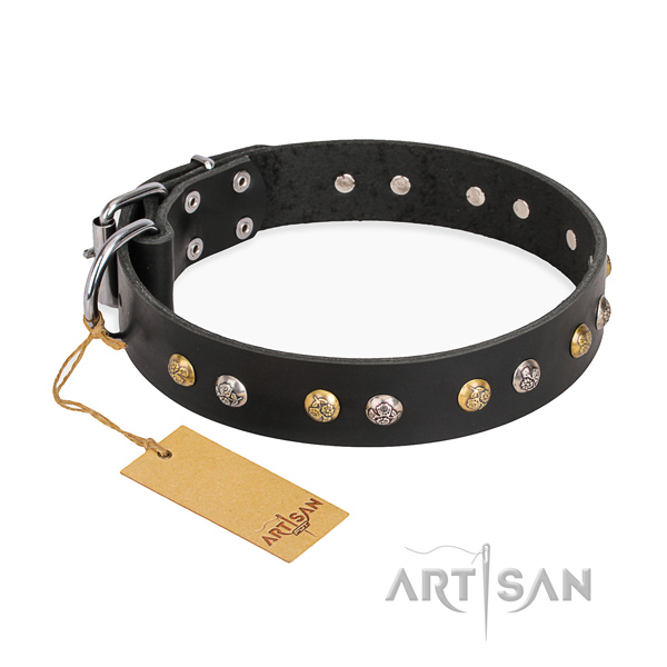 Tear-proof leather collar for your darling canine